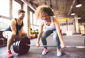 فروشگاه پوشاک و تجهیزات ورزشی شهرآرا