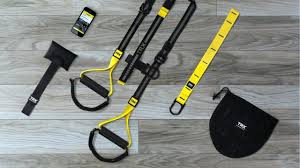 فروشگاه پوشاک و تجهیزات ورزشی شهرآرا