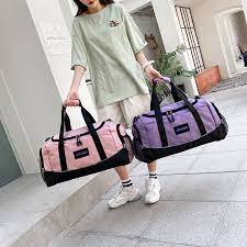 فروشگاه پوشاک و تجهیزات ورزشی شهرآرا