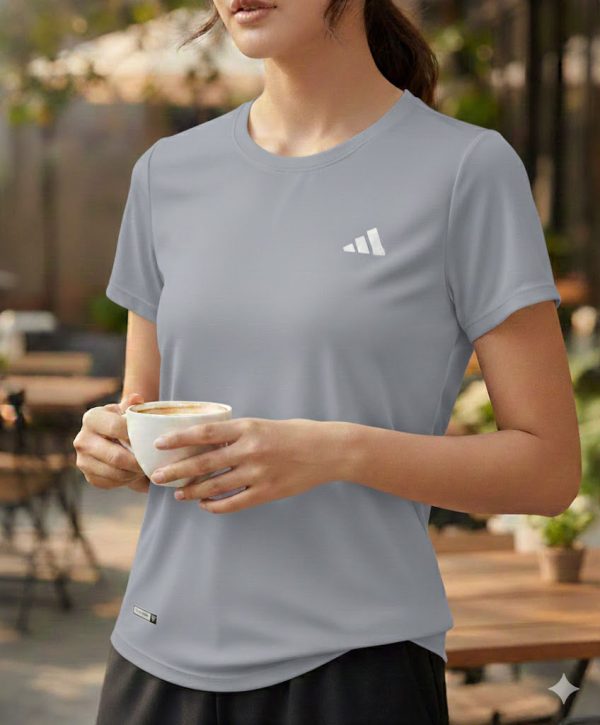 تیشرت زنانه آدیداس ۷۳۰۱
