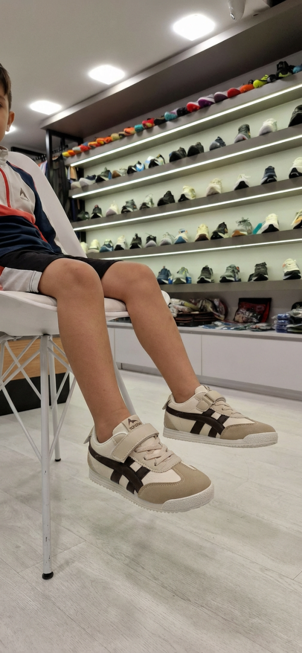 ونس چسبی بچه گانه 1656b