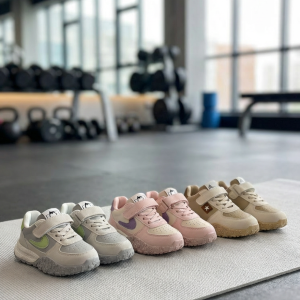 اسپرت بچه گانه 1650bچسبی