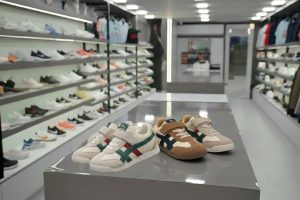 ونس چسبی بچه گانه 1656b